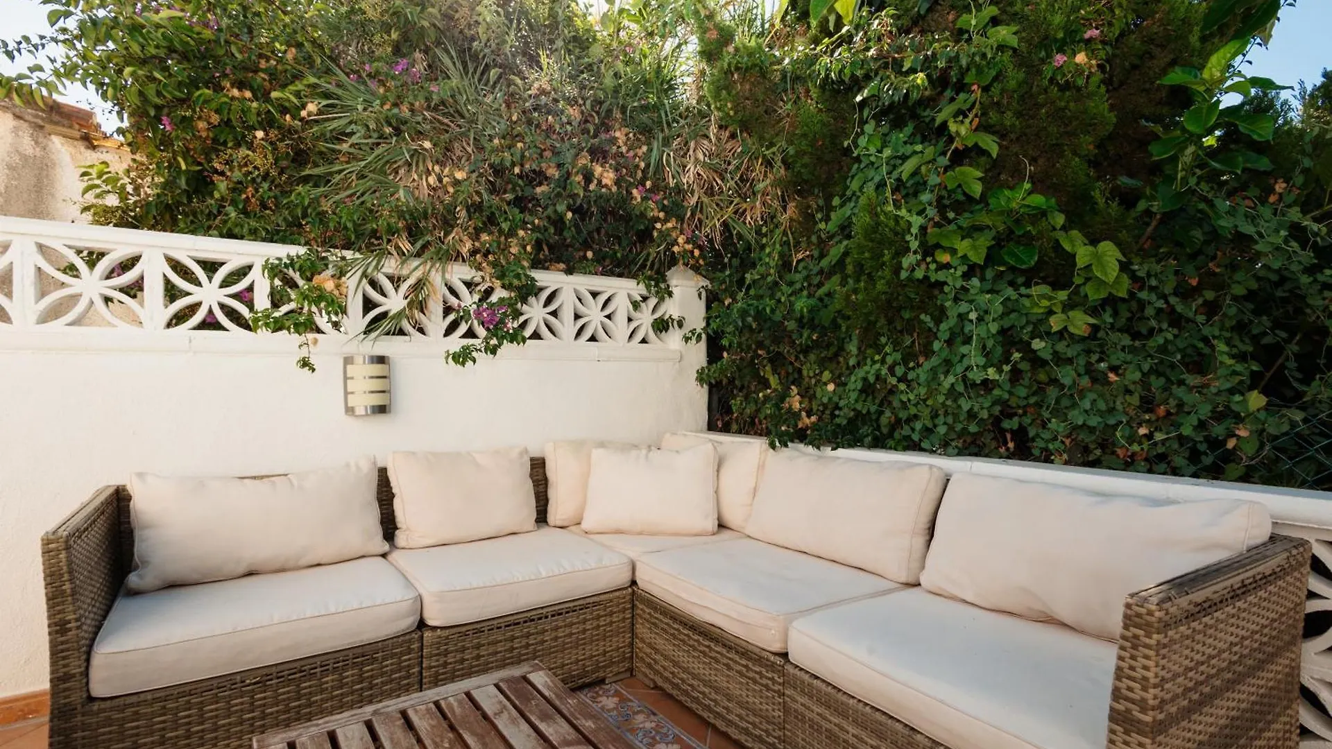 Cozy Holiday Home At The Beach In Costabella, Marbella Spain