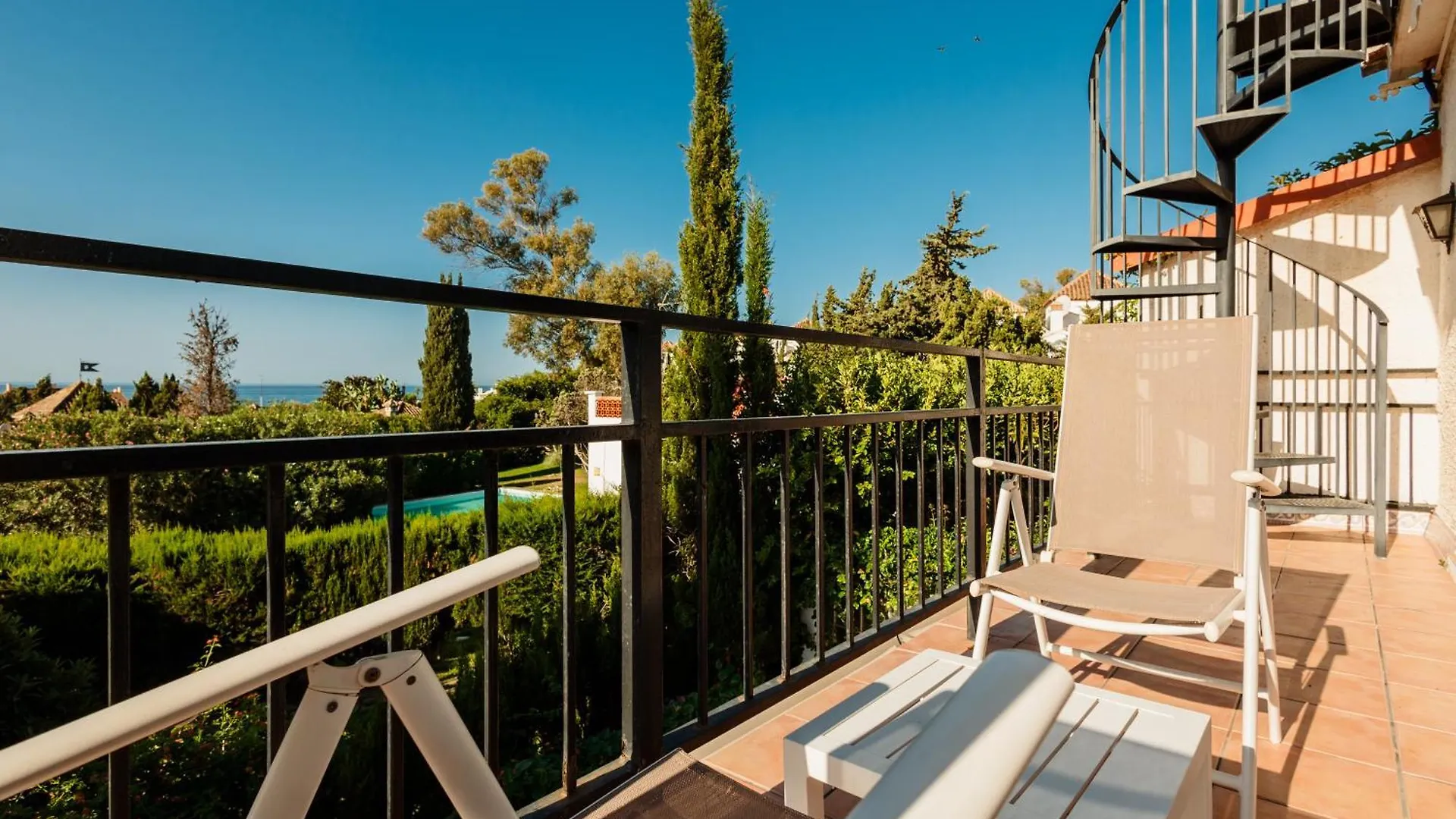 Cozy Holiday Home At The Beach In Costabella, Marbella 0*,